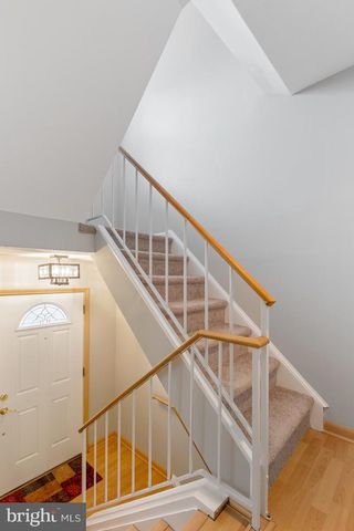 2384 BRANLEIGH PARK CT, Reston, VA 20191