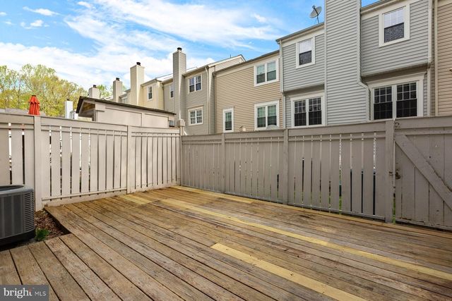 2384 BRANLEIGH PARK CT, Reston, VA 20191