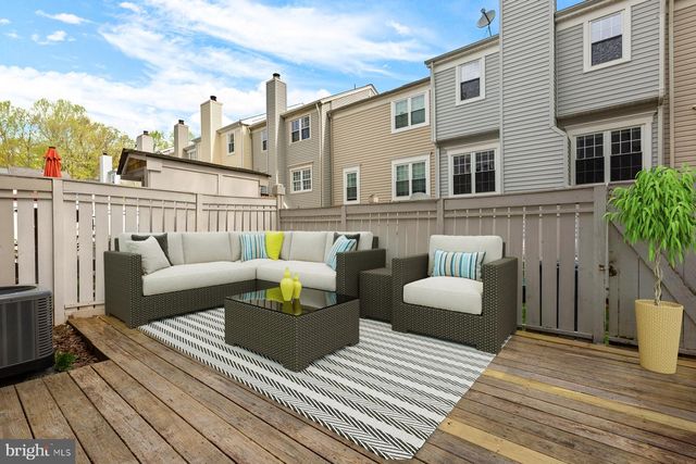 2384 BRANLEIGH PARK CT, Reston, VA 20191