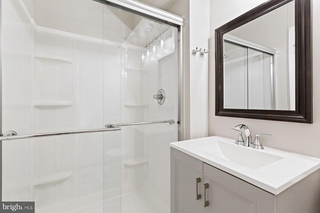 2384 BRANLEIGH PARK CT, Reston, VA 20191