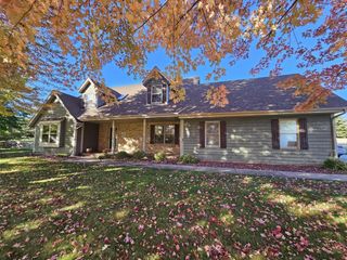 S86W26640 Rustic View LANE, Mukwonago, WI 53149