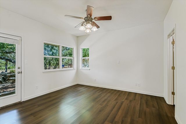 17 Falling Leaf LN, Wimberley, TX 78676