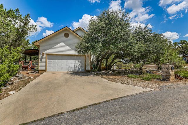17 Falling Leaf LN, Wimberley, TX 78676