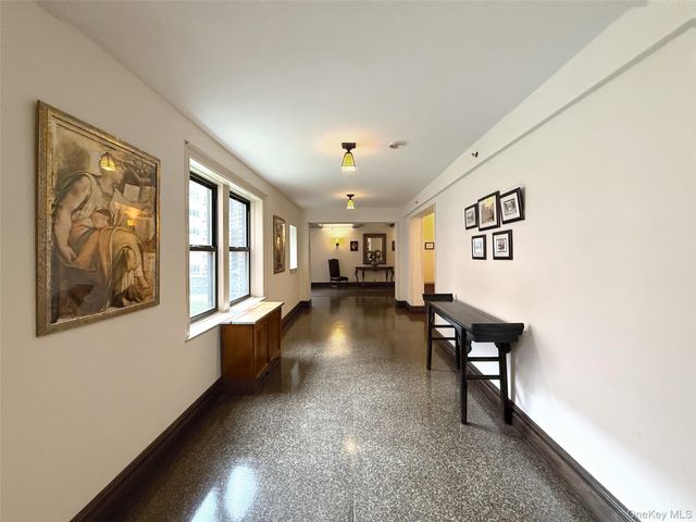 68 E Hartsdale Avenue 5E, Hartsdale, NY 10530
