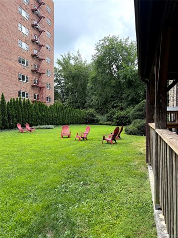 68 E Hartsdale Avenue 5E, Hartsdale, NY 10530