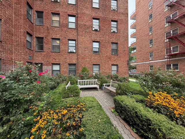 68 E Hartsdale Avenue 5E, Hartsdale, NY 10530