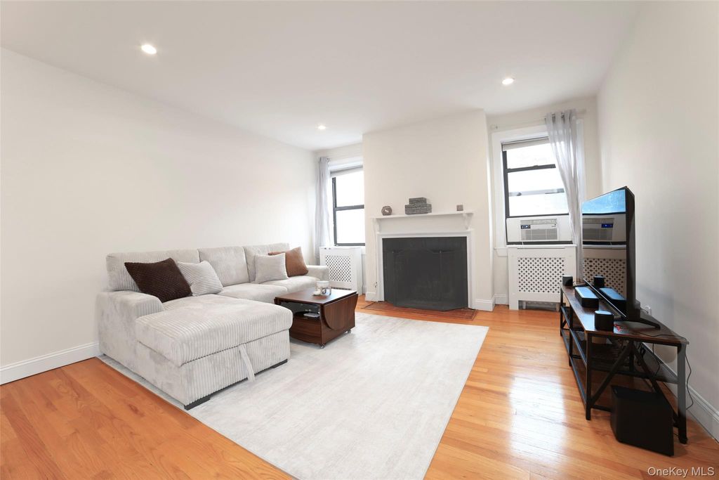 68 E Hartsdale Avenue 5E, Hartsdale, NY 10530 — exterior