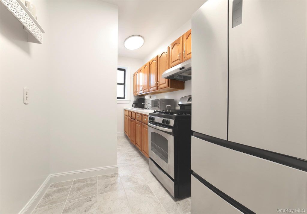68 E Hartsdale Avenue 5E, Hartsdale, NY 10530 — photo 5