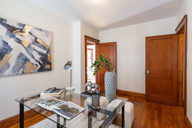 44 Boynton St B, Boston, MA 02130