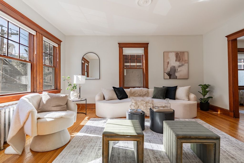 44 Boynton St B, Boston, MA 02130