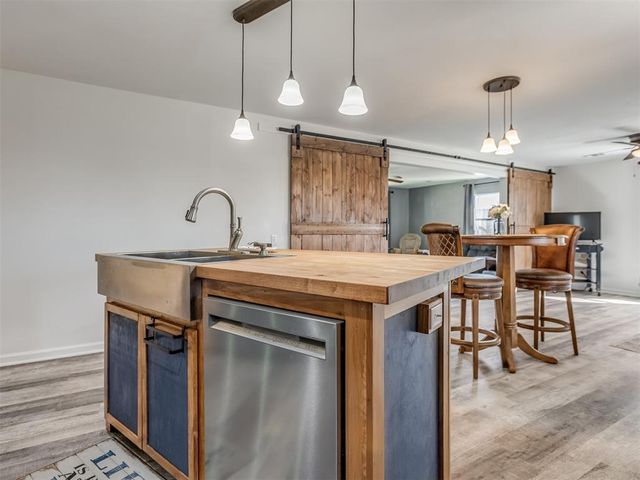 417871 Sunset Lane, Checotah, OK 74426