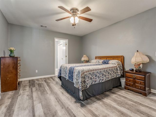 417871 Sunset Lane, Checotah, OK 74426