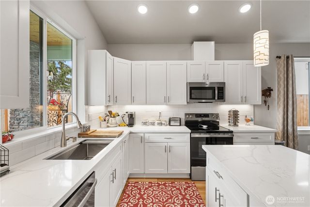 2110 Hawks View Lane, Winlock, WA 98596
