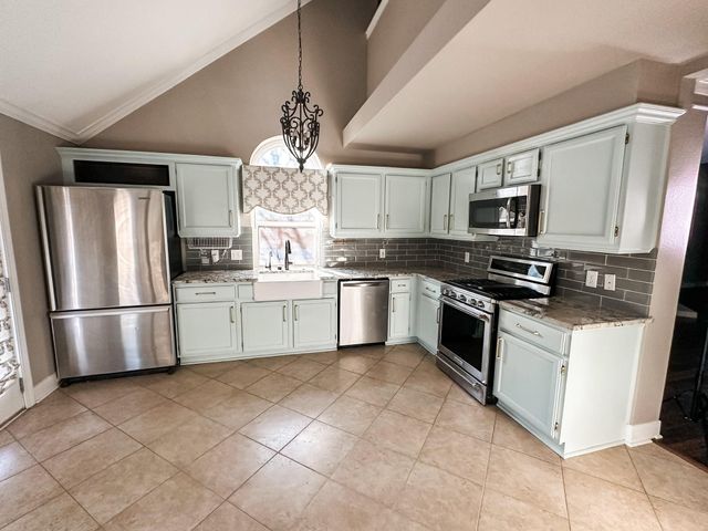 4431 Wavertree Drive, Missouri City, TX 77459