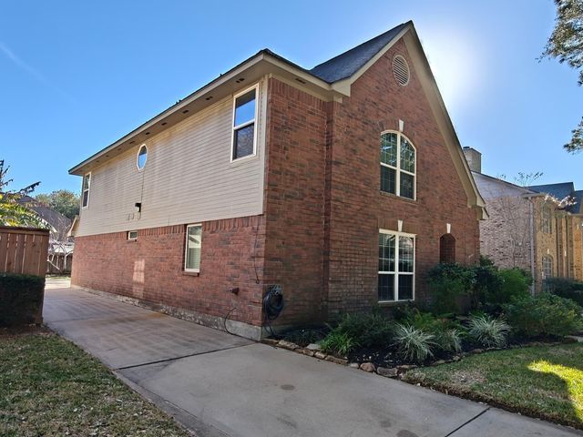 4431 Wavertree Drive, Missouri City, TX 77459