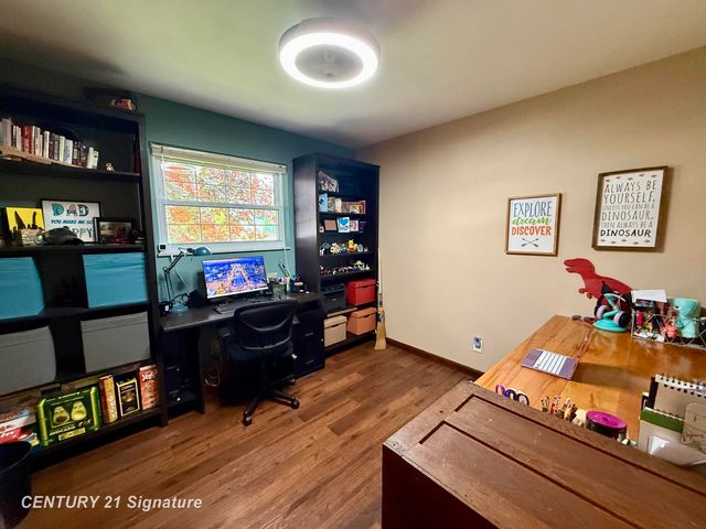 2363 Hetzner Drive, Saginaw Twp, MI 48603