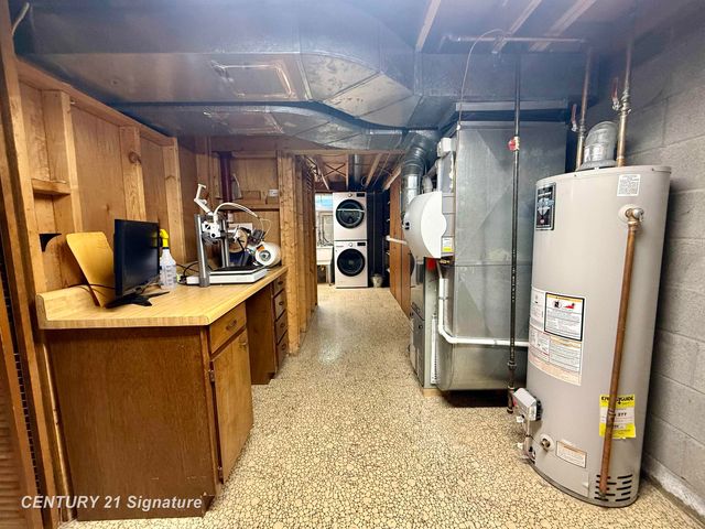 2363 Hetzner Drive, Saginaw Twp, MI 48603
