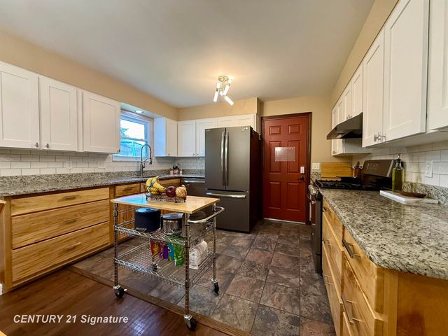 2363 Hetzner Drive, Saginaw Twp, MI 48603