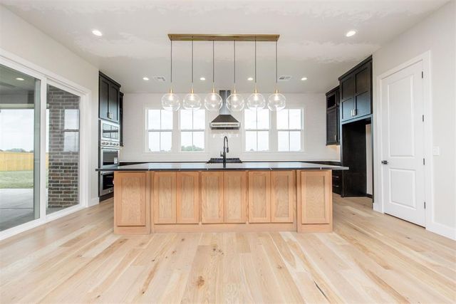 2920 Edgefield Lane, Norman, OK 73073