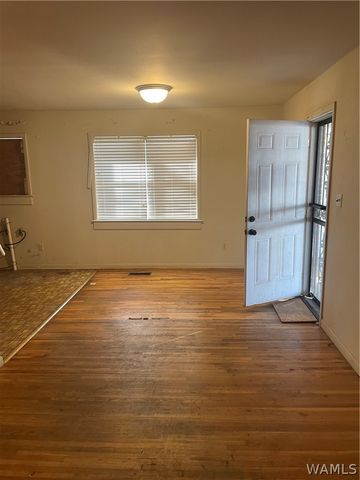 4426 Reichhold, Tuscaloosa, AL 35404