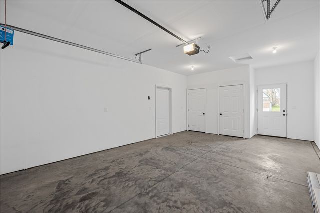 2102 Whispering Meadow Drive, Iowa City, IA 52240