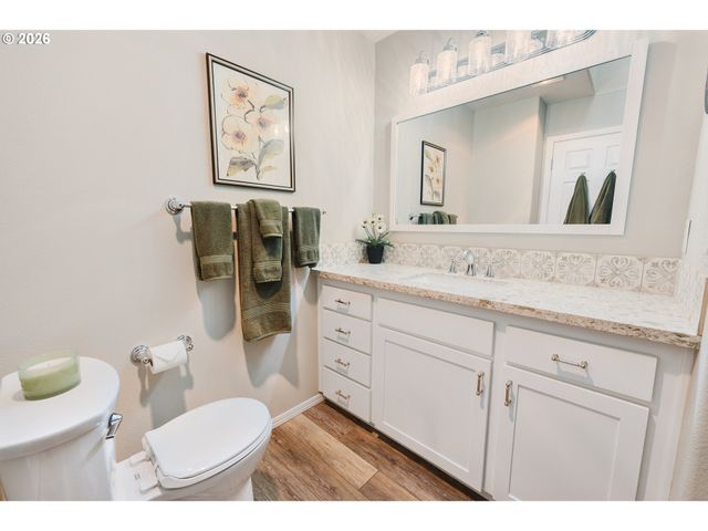 13185 Sw WORCHESTER Pl, Tigard, OR 97223