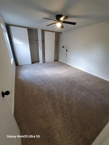 8046 Ellinger Lane, Houston, TX 77040