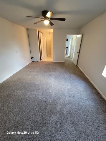 8046 Ellinger Lane, Houston, TX 77040