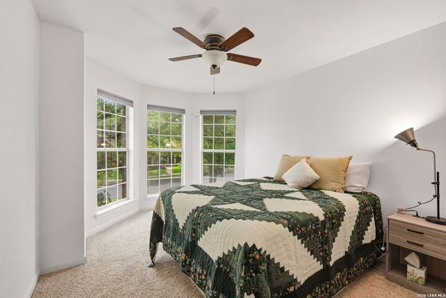 18355 EDWARDS BLF, San Antonio, TX 78259