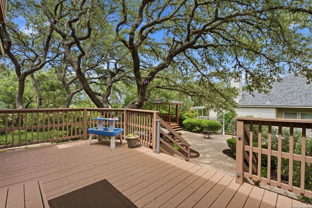 18355 EDWARDS BLF, San Antonio, TX 78259