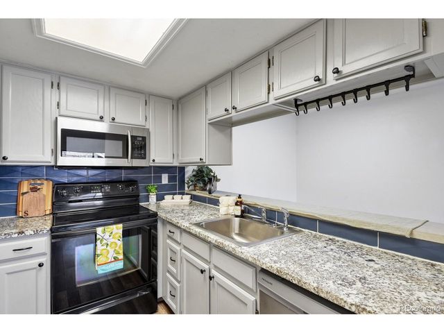 8378 S Upham Way A305, Littleton, CO 80128