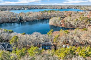 160 Algonquin Avenue, Mashpee, MA 02649