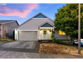 39343 STRATFORD Pl, Sandy, OR 97055