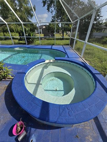 2816 9 TH SW, Lehigh Acres, FL 33976