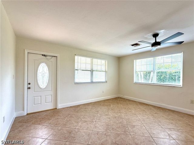 740 109th AVE N, Naples, FL 34108