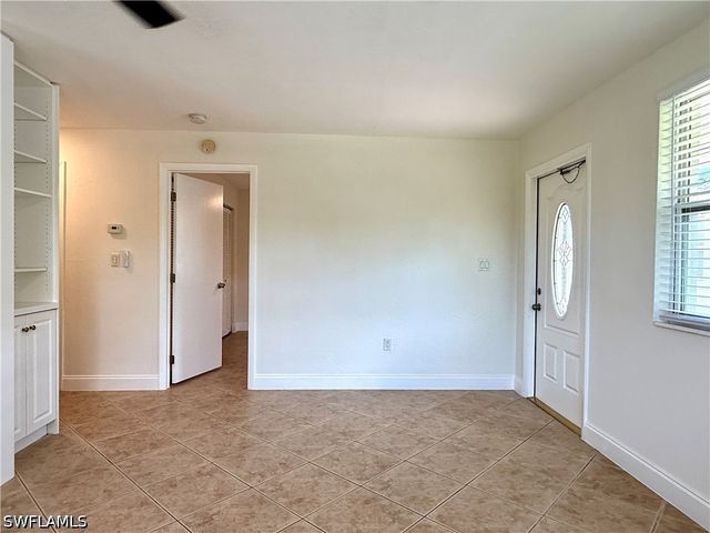 740 109th AVE N, Naples, FL 34108