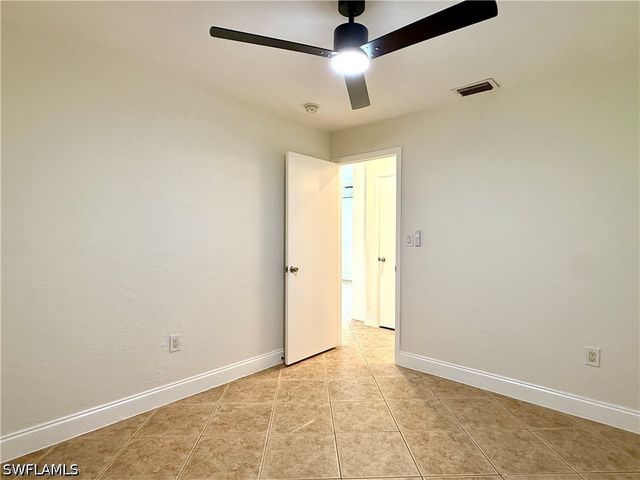 740 109th AVE N, Naples, FL 34108