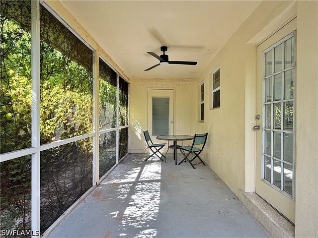 740 109th AVE N, Naples, FL 34108