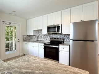 740 109th AVE N, Naples, FL 34108