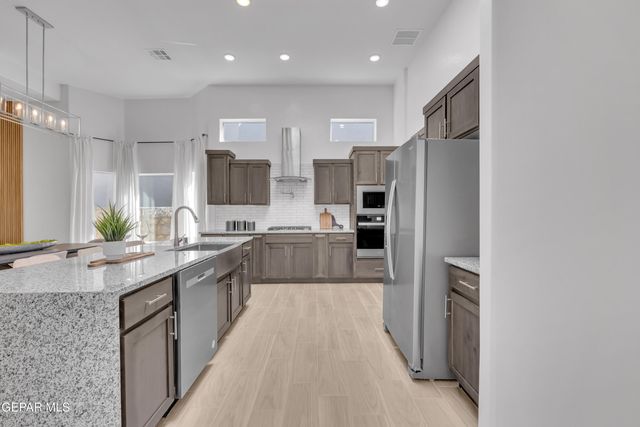222 Bonnie Trail Trail, Santa Teresa, NM 88008