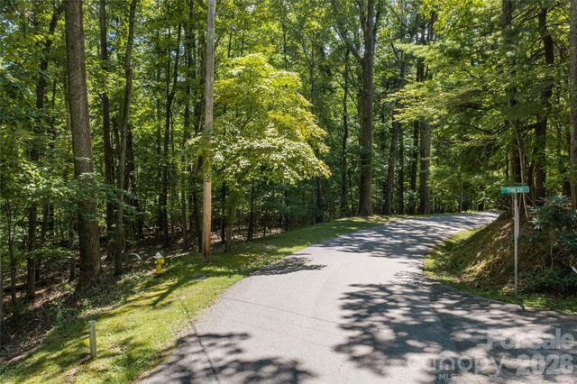 99999 Sabine Drive 2A, Laurel Park, NC 28739