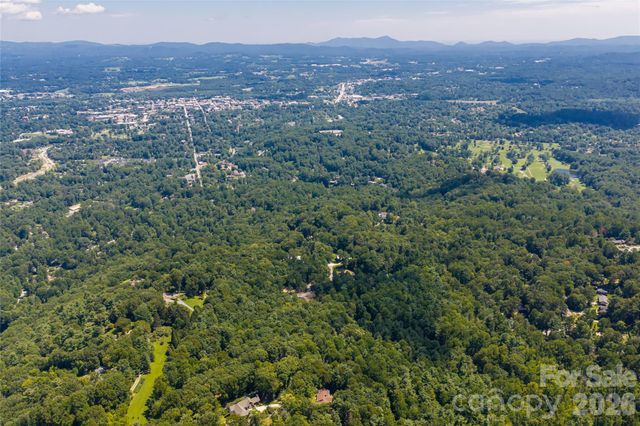 99999 Sabine Drive 2A, Laurel Park, NC 28739