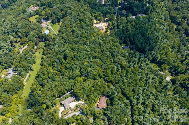 99999 Sabine Drive 2A, Laurel Park, NC 28739