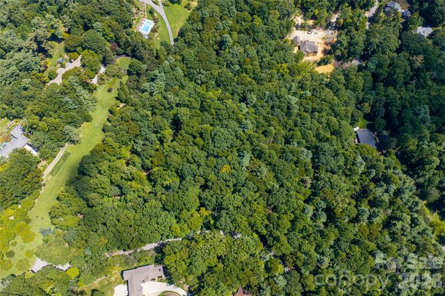 99999 Sabine Drive 2A, Laurel Park, NC 28739