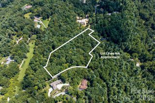 99999 Sabine Drive 2A, Laurel Park, NC 28739
