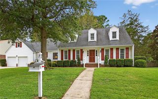 7 Plantation RD, Newport News, VA 23602