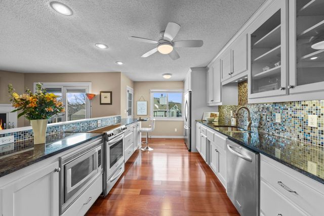 6967 Langford Court, Edina, MN 55436