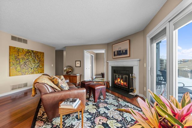 6967 Langford Court, Edina, MN 55436