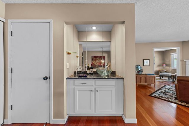 6967 Langford Court, Edina, MN 55436