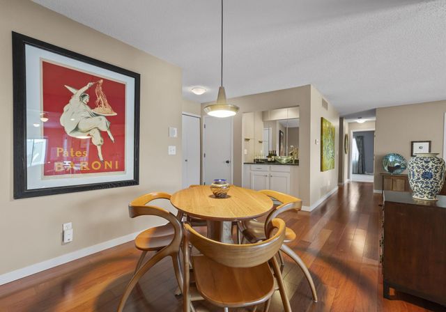 6967 Langford Court, Edina, MN 55436